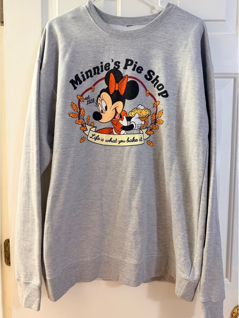 Disney Minnie Mouse 'Minnie's Pie Shop' Graphic Sweatshirt